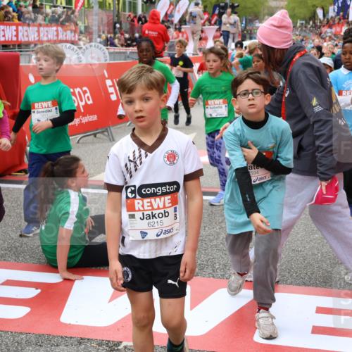 25.04.2026 - Das Zehntel Strokosch-Dieckow http://msf.ph/oto/9582993 25.04.2026 10:57:53 Ziel 5386, 5441, 5561, 5617, 5773, 5780, 5789, 5867, 5913, 5929, 6118, 6149, 6215, 6280, 6551, 6646, 6670, 6903, 6915, 6996, 7060, 7072, 7291, 7576, 7594, 7639, 7711, 7811, 7947, 7959, 5386, 5441, 5561, 5617, 5773, 5780, 5789, 5867, 5913, 5929, 6118, 6149, 6215, 6280, 6551, 6646, 6670, 6903, 6915, 6996, 7060, 7072, 7291, 7576, 7594, 7639, 7711, 7811, 7947, 7959 meine-sportfotos.de