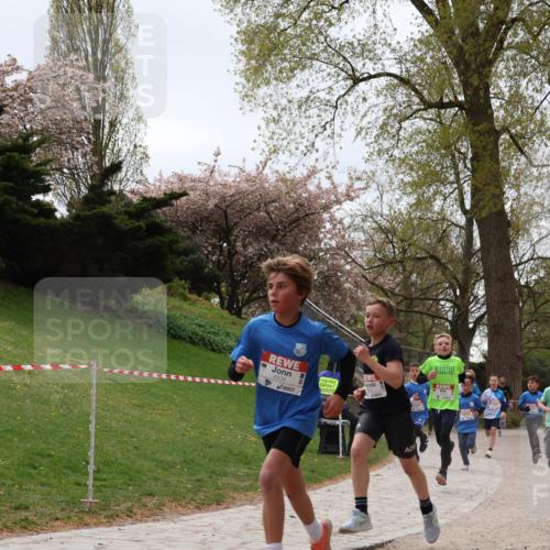 25.04.2026 - Das Zehntel Zöllner http://msf.ph/oto/9582994 25.04.2026 10:38:09 Laufen 6334 meine-sportfotos.de