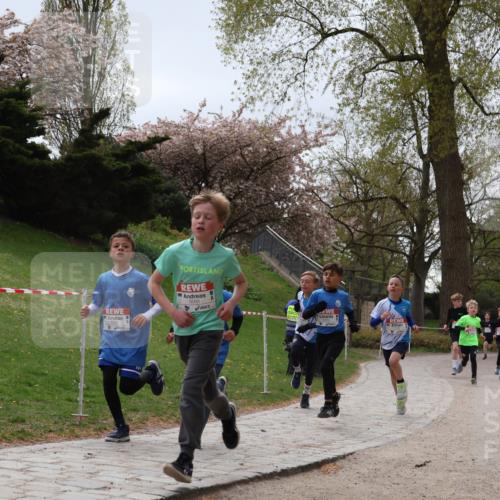 25.04.2026 - Das Zehntel Zöllner http://msf.ph/oto/9583000 25.04.2026 10:38:12 Laufen 6095 meine-sportfotos.de