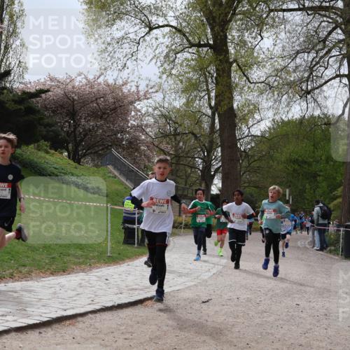 25.04.2026 - Das Zehntel Zöllner http://msf.ph/oto/9583012 25.04.2026 10:38:21 Laufen 40 meine-sportfotos.de