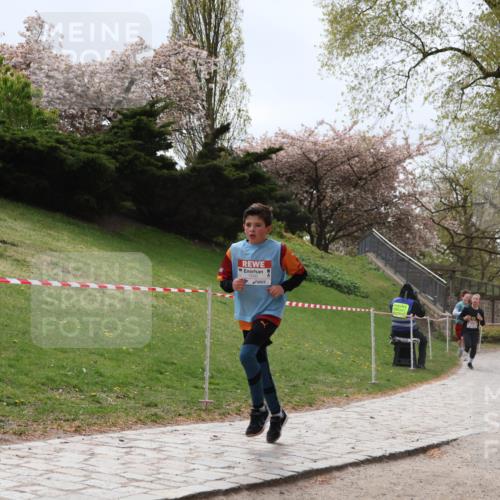 25.04.2026 - Das Zehntel Zöllner http://msf.ph/oto/9583026 25.04.2026 10:38:28 Laufen 7696 meine-sportfotos.de