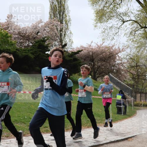25.04.2026 - Das Zehntel Zöllner http://msf.ph/oto/9583031 25.04.2026 10:38:34 Laufen 7547 meine-sportfotos.de