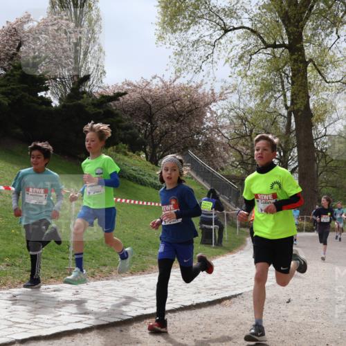 25.04.2026 - Das Zehntel Zöllner http://msf.ph/oto/9583058 25.04.2026 10:38:39 Laufen  meine-sportfotos.de