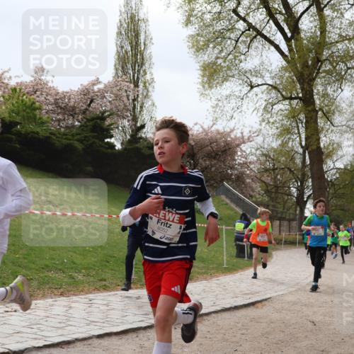 25.04.2026 - Das Zehntel Zöllner http://msf.ph/oto/9583092 25.04.2026 10:38:54 Laufen 6066, 8052 meine-sportfotos.de