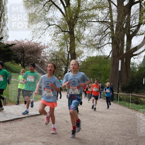 25.04.2026 - Das Zehntel Zöllner http://msf.ph/oto/9583103 25.04.2026 10:39:01 Laufen 6412 meine-sportfotos.de