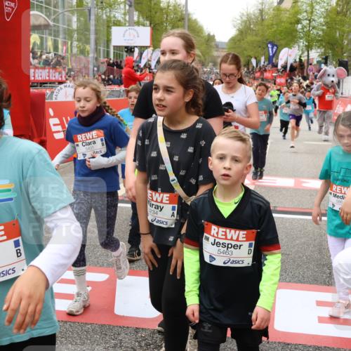25.04.2026 - Das Zehntel Strokosch-Dieckow http://msf.ph/oto/9583152 25.04.2026 10:58:06 Ziel 5290, 5308, 5384, 5401, 5419, 5437, 5451, 5463, 5839, 5861, 6004, 6228, 6234, 6235, 6413, 6737, 6820, 6852, 6861, 6873, 7065, 7079, 7224, 7302, 7406, 7497, 7509, 7537, 7553, 7557, 7607, 7861, 7987, 5290, 5308, 5384, 5401, 5419, 5437, 5451, 5463, 5839, 5861, 6004, 6228, 6234, 6235, 6413, 6737, 6820, 6852, 6861, 6873, 7065, 7079, 7224, 7302, 7406, 7497, 7509, 7537, 7553, 7557, 7607, 7861, 7987 meine-sportfotos.de