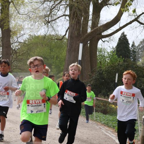 25.04.2026 - Das Zehntel Zöllner http://msf.ph/oto/9583165 25.04.2026 10:39:33 Laufen 4, 6326, 6510, 5287, 6967, 6966 meine-sportfotos.de