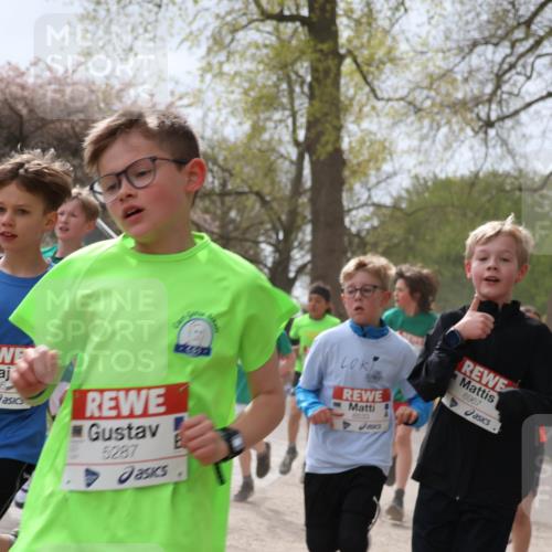 25.04.2026 - Das Zehntel Zöllner http://msf.ph/oto/9583166 25.04.2026 10:39:34 Laufen 6326, 5287, 6533, 6967 meine-sportfotos.de
