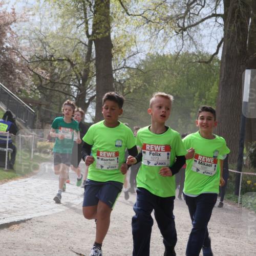 25.04.2026 - Das Zehntel Zöllner http://msf.ph/oto/9583169 25.04.2026 10:39:36 Laufen 022, 5276, 5273, 5281 meine-sportfotos.de