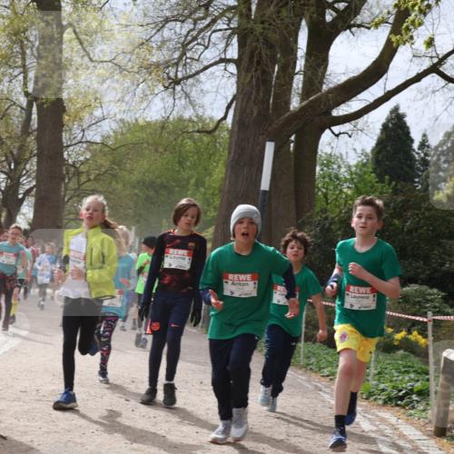 25.04.2026 - Das Zehntel Zöllner http://msf.ph/oto/9583176 25.04.2026 10:39:42 Laufen 6919 meine-sportfotos.de