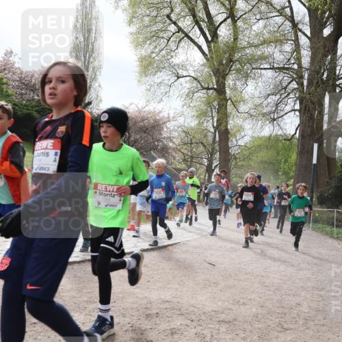 25.04.2026 - Das Zehntel Zöllner http://msf.ph/oto/9583183 25.04.2026 10:39:47 Laufen 6764, 7154 meine-sportfotos.de
