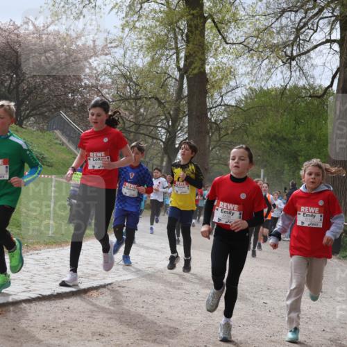 25.04.2026 - Das Zehntel Zöllner http://msf.ph/oto/9583246 25.04.2026 10:40:15 Laufen 6136 meine-sportfotos.de