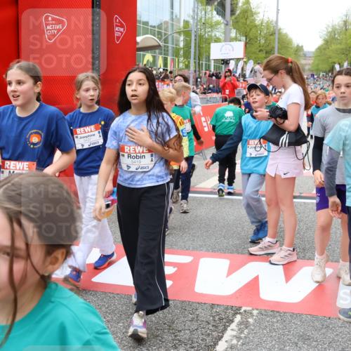 25.04.2026 - Das Zehntel Strokosch-Dieckow http://msf.ph/oto/9583257 25.04.2026 10:58:10 Ziel 5401, 5409, 5419, 5437, 5451, 5804, 5821, 5830, 5831, 5839, 6004, 6228, 6235, 6330, 6737, 6751, 6861, 7065, 7079, 7224, 7406, 7537, 7560, 7853, 7926, 7987, 8020, 5401, 5409, 5419, 5437, 5451, 5804, 5821, 5830, 5831, 5839, 6004, 6228, 6235, 6330, 6737, 6751, 6861, 7065, 7079, 7224, 7406, 7537, 7560, 7853, 7926, 7987, 8020 meine-sportfotos.de