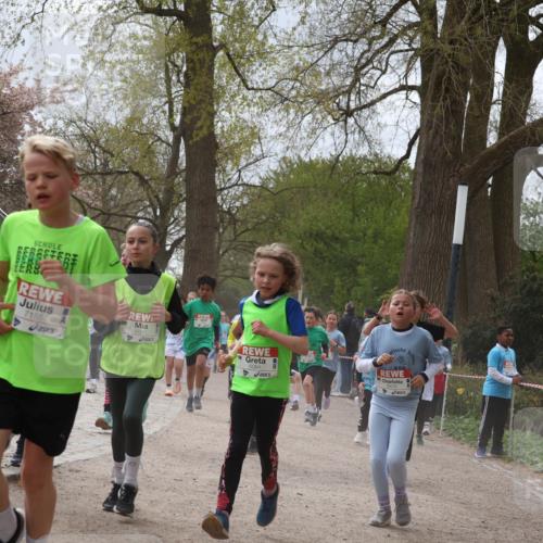 25.04.2026 - Das Zehntel Zöllner http://msf.ph/oto/9583266 25.04.2026 10:40:24 Laufen 144, 7585, 7158, 6055, 6064 meine-sportfotos.de