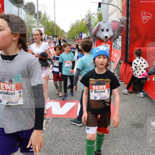 25.04.2026 - Das Zehntel Strokosch-Dieckow http://msf.ph/oto/9583310 25.04.2026 10:58:12 Ziel 5302, 5409, 5419, 5437, 5451, 5804, 5821, 5830, 5831, 6169, 6175, 6235, 6330, 6751, 7406, 7537, 7560, 7853, 7926, 7987, 8020, 5302, 5409, 5419, 5437, 5451, 5804, 5821, 5830, 5831, 6169, 6175, 6235, 6330, 6751, 7406, 7537, 7560, 7853, 7926, 7987, 8020 meine-sportfotos.de