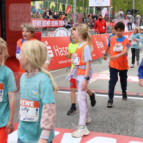 25.04.2026 - Das Zehntel Strokosch-Dieckow http://msf.ph/oto/9583367 25.04.2026 10:58:20 Ziel 5013, 5093, 5302, 5374, 5417, 5442, 5619, 5678, 5818, 5955, 5967, 6134, 6630, 7134, 7222, 7396, 7398, 7401, 7455, 7464, 8046, 8047, 5013, 5093, 5302, 5374, 5417, 5442, 5619, 5678, 5818, 5955, 5967, 6134, 6630, 7134, 7222, 7396, 7398, 7401, 7455, 7464, 8046, 8047 meine-sportfotos.de