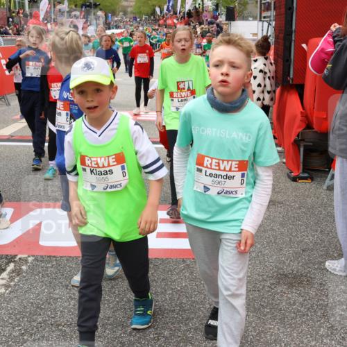 25.04.2026 - Das Zehntel Strokosch-Dieckow http://msf.ph/oto/9583423 25.04.2026 10:58:22 Ziel 5013, 5047, 5093, 5333, 5417, 5442, 5528, 5619, 5678, 5818, 5955, 5967, 6120, 6134, 6630, 7134, 7222, 7396, 7398, 7401, 7455, 7464, 7506, 7958, 5013, 5047, 5093, 5333, 5417, 5442, 5528, 5619, 5678, 5818, 5955, 5967, 6120, 6134, 6630, 7134, 7222, 7396, 7398, 7401, 7455, 7464, 7506, 7958 meine-sportfotos.de
