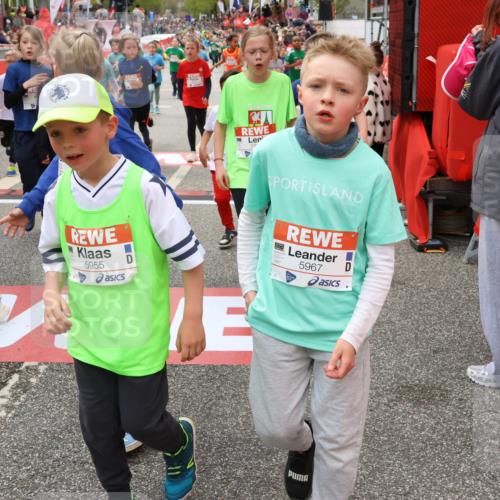 25.04.2026 - Das Zehntel Strokosch-Dieckow http://msf.ph/oto/9583436 25.04.2026 10:58:22 Ziel 5013, 5047, 5093, 5333, 5417, 5442, 5528, 5619, 5678, 5818, 5955, 5967, 6120, 6134, 6630, 7134, 7222, 7396, 7398, 7401, 7455, 7464, 7506, 7958, 5013, 5047, 5093, 5333, 5417, 5442, 5528, 5619, 5678, 5818, 5955, 5967, 6120, 6134, 6630, 7134, 7222, 7396, 7398, 7401, 7455, 7464, 7506, 7958 meine-sportfotos.de