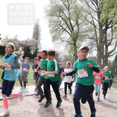 25.04.2026 - Das Zehntel Zöllner http://msf.ph/oto/9583458 25.04.2026 10:40:47 Laufen 7986 meine-sportfotos.de