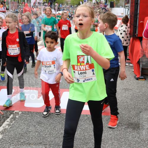 25.04.2026 - Das Zehntel Strokosch-Dieckow http://msf.ph/oto/9583460 25.04.2026 10:58:24 Ziel 5013, 5047, 5333, 5338, 5417, 5442, 5528, 5540, 5619, 5818, 5955, 5967, 6120, 6134, 6138, 6630, 6639, 6877, 6901, 7070, 7134, 7222, 7374, 7377, 7396, 7398, 7401, 7427, 7506, 7682, 7798, 7958, 5013, 5047, 5333, 5338, 5417, 5442, 5528, 5540, 5619, 5818, 5955, 5967, 6120, 6134, 6138, 6630, 6639, 6877, 6901, 7070, 7134, 7222, 7374, 7377, 7396, 7398, 7401, 7427, 7506, 7682, 7798, 7958 meine-sportfotos.de