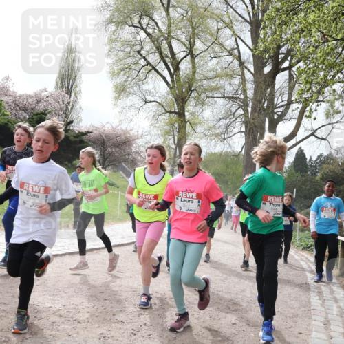 25.04.2026 - Das Zehntel Zöllner http://msf.ph/oto/9583463 25.04.2026 10:40:48 Laufen 5176, 6496 meine-sportfotos.de