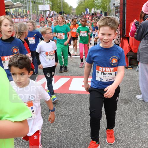 25.04.2026 - Das Zehntel Strokosch-Dieckow http://msf.ph/oto/9583476 25.04.2026 10:58:25 Ziel 5013, 5047, 5333, 5338, 5417, 5442, 5522, 5528, 5540, 5619, 5818, 5955, 5967, 6120, 6134, 6138, 6639, 6728, 6877, 6901, 7070, 7134, 7222, 7374, 7377, 7396, 7401, 7427, 7506, 7682, 7798, 7958, 5013, 5047, 5333, 5338, 5417, 5442, 5522, 5528, 5540, 5619, 5818, 5955, 5967, 6120, 6134, 6138, 6639, 6728, 6877, 6901, 7070, 7134, 7222, 7374, 7377, 7396, 7401, 7427, 7506, 7682, 7798, 7958 meine-sportfotos.de