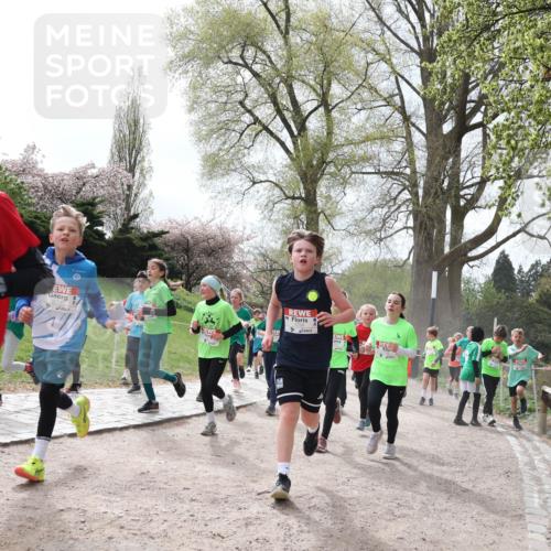 25.04.2026 - Das Zehntel Zöllner http://msf.ph/oto/9583510 25.04.2026 10:40:58 Laufen 6153 meine-sportfotos.de