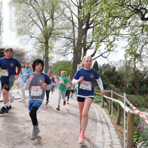 25.04.2026 - Das Zehntel Zöllner http://msf.ph/oto/9583576 25.04.2026 10:41:25 Laufen 12, 5370, 5424 meine-sportfotos.de