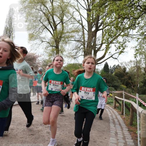 25.04.2026 - Das Zehntel Zöllner http://msf.ph/oto/9583629 25.04.2026 10:41:46 Laufen 7875, 7945, 7931 meine-sportfotos.de