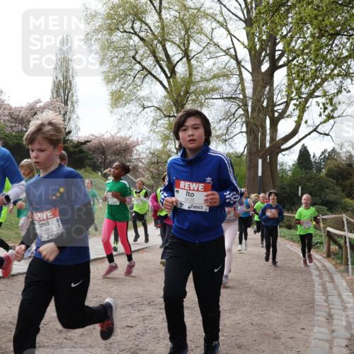 25.04.2026 - Das Zehntel Zöllner http://msf.ph/oto/9583650 25.04.2026 10:41:55 Laufen 8360, 5449, 5426 meine-sportfotos.de