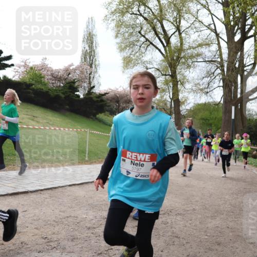 25.04.2026 - Das Zehntel Zöllner http://msf.ph/oto/9583667 25.04.2026 10:42:02 Laufen 6677, 5797 meine-sportfotos.de