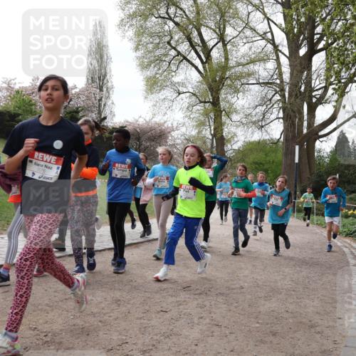 25.04.2026 - Das Zehntel Zöllner http://msf.ph/oto/9583679 25.04.2026 10:42:07 Laufen 5676 meine-sportfotos.de