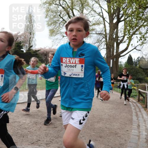 25.04.2026 - Das Zehntel Zöllner http://msf.ph/oto/9583684 25.04.2026 10:42:09 Laufen 7932, 5683, 7829 meine-sportfotos.de
