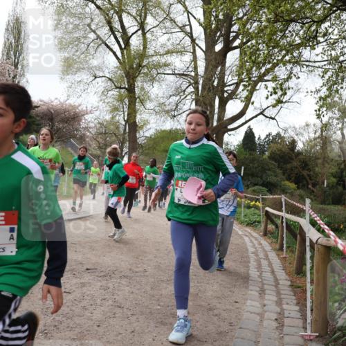 25.04.2026 - Das Zehntel Zöllner http://msf.ph/oto/9583703 25.04.2026 10:42:18 Laufen 5553 meine-sportfotos.de