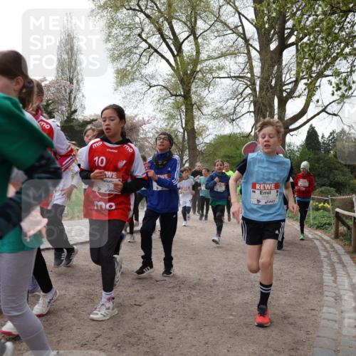 25.04.2026 - Das Zehntel Zöllner http://msf.ph/oto/9583740 25.04.2026 10:42:34 Laufen 10, 5326, 7690 meine-sportfotos.de