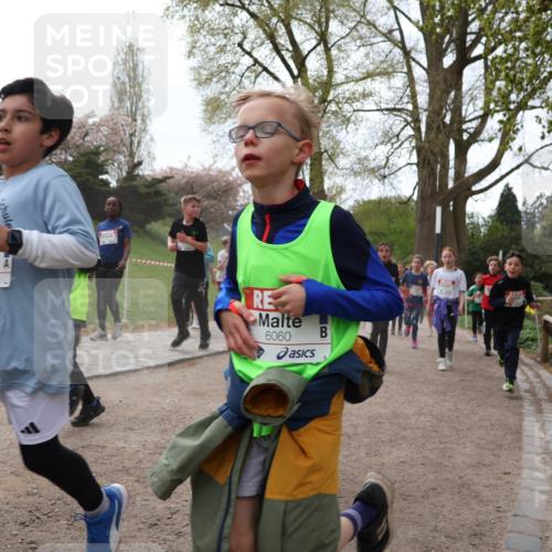 25.04.2026 - Das Zehntel Zöllner http://msf.ph/oto/9583753 25.04.2026 10:42:39 Laufen 6472, 6060 meine-sportfotos.de