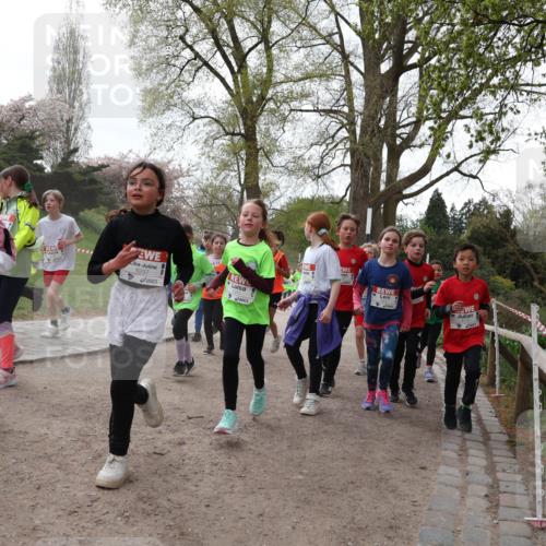 25.04.2026 - Das Zehntel Zöllner http://msf.ph/oto/9583757 25.04.2026 10:42:41 Laufen 6261, 6257 meine-sportfotos.de
