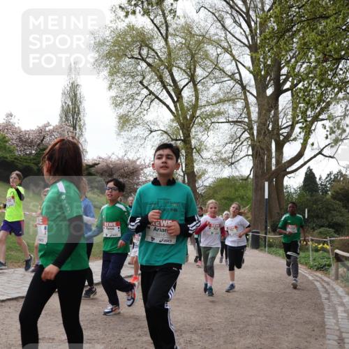 25.04.2026 - Das Zehntel Zöllner http://msf.ph/oto/9583789 25.04.2026 10:42:58 Laufen 5918 meine-sportfotos.de