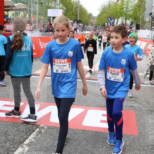 25.04.2026 - Das Zehntel Strokosch-Dieckow http://msf.ph/oto/9583814 25.04.2026 10:58:36 Ziel 5135, 5354, 5430, 5545, 5547, 5806, 5815, 5832, 5837, 6335, 6338, 6418, 6625, 6867, 6888, 6899, 6904, 7007, 7261, 7413, 8014, 8016, 8029, 5135, 5354, 5430, 5545, 5547, 5806, 5815, 5832, 5837, 6335, 6338, 6418, 6625, 6867, 6888, 6899, 6904, 7007, 7261, 7413, 8014, 8016, 8029 meine-sportfotos.de