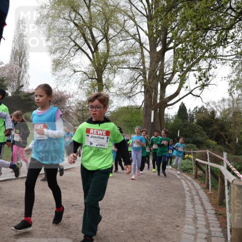 25.04.2026 - Das Zehntel Zöllner http://msf.ph/oto/9583821 25.04.2026 10:43:14 Laufen 7301 meine-sportfotos.de