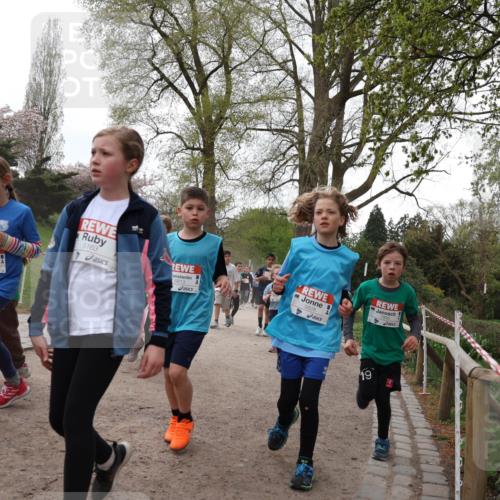 25.04.2026 - Das Zehntel Zöllner http://msf.ph/oto/9583848 25.04.2026 10:43:26 Laufen 5163, 5813, 5828, 19 meine-sportfotos.de