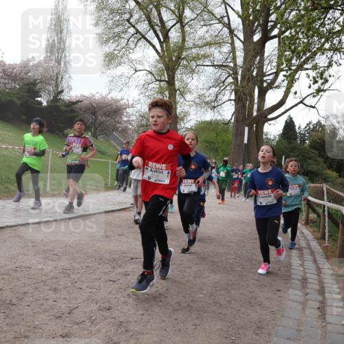 25.04.2026 - Das Zehntel Zöllner http://msf.ph/oto/9583853 25.04.2026 10:43:29 Laufen 6166 meine-sportfotos.de