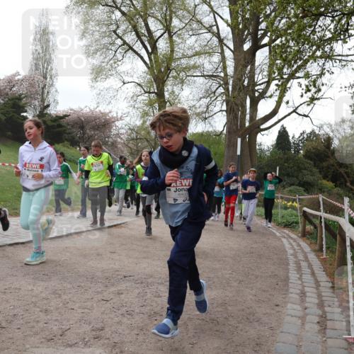 25.04.2026 - Das Zehntel Zöllner http://msf.ph/oto/9583862 25.04.2026 10:43:32 Laufen 6403 meine-sportfotos.de