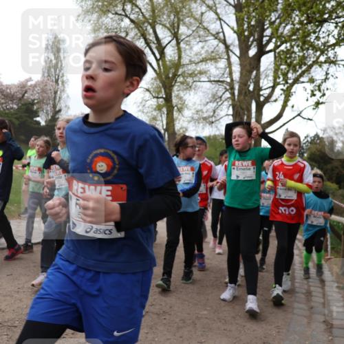 25.04.2026 - Das Zehntel Zöllner http://msf.ph/oto/9583874 25.04.2026 10:43:38 Laufen 24, 30 meine-sportfotos.de