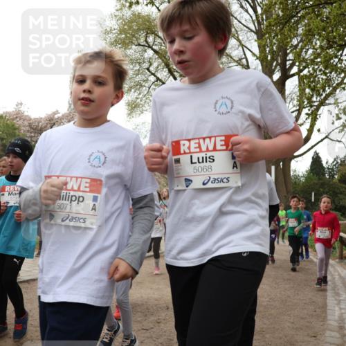 25.04.2026 - Das Zehntel Zöllner http://msf.ph/oto/9583884 25.04.2026 10:43:43 Laufen 5750, 5071, 5068 meine-sportfotos.de