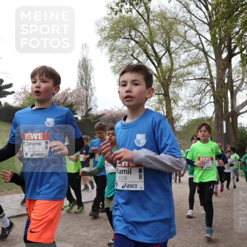 25.04.2026 - Das Zehntel Zöllner http://msf.ph/oto/9583894 25.04.2026 10:43:46 Laufen 53, 6328, 6338 meine-sportfotos.de