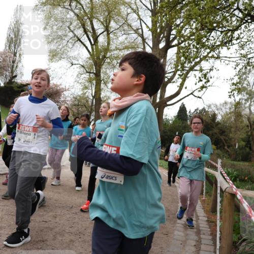 25.04.2026 - Das Zehntel Zöllner http://msf.ph/oto/9583921 25.04.2026 10:43:57 Laufen 6538 meine-sportfotos.de