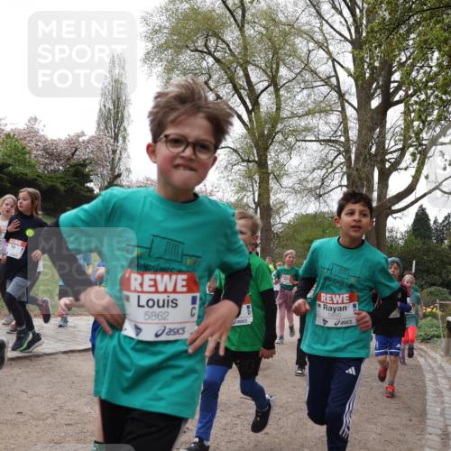 25.04.2026 - Das Zehntel Zöllner http://msf.ph/oto/9583956 25.04.2026 10:44:15 Laufen 5862, 5850 meine-sportfotos.de