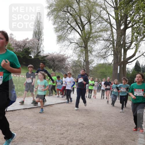 25.04.2026 - Das Zehntel Zöllner http://msf.ph/oto/9583967 25.04.2026 10:44:18 Laufen 7965 meine-sportfotos.de