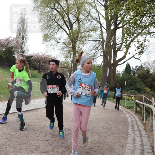 25.04.2026 - Das Zehntel Zöllner http://msf.ph/oto/9583983 25.04.2026 10:44:25 Laufen 7692 meine-sportfotos.de